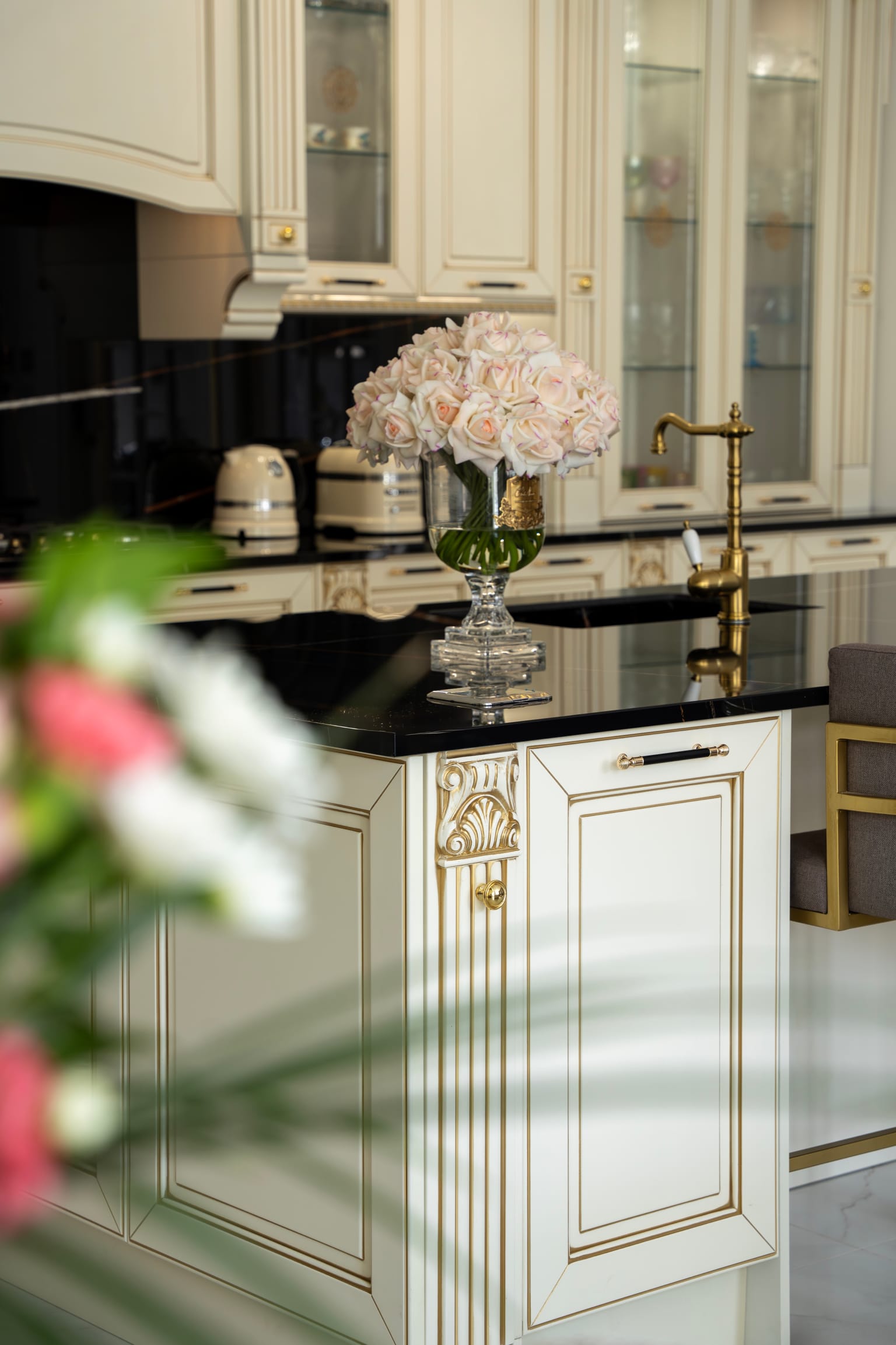 project image for Classic White And Gold Kitchen