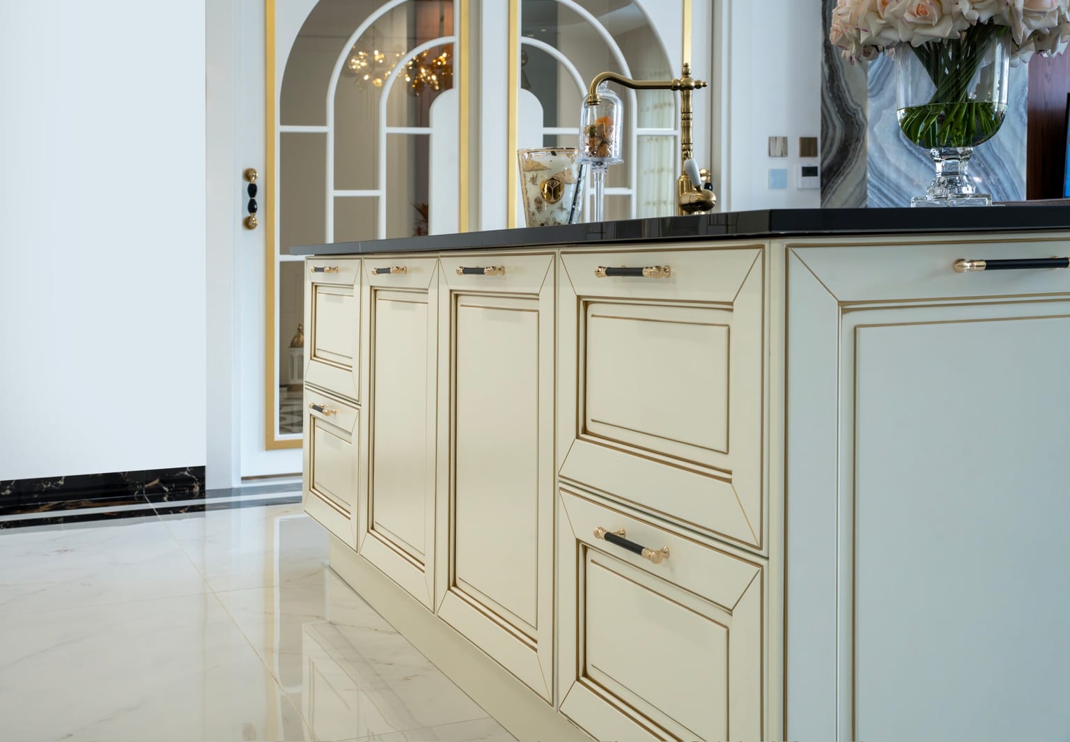 project image for Classic White And Gold Kitchen
